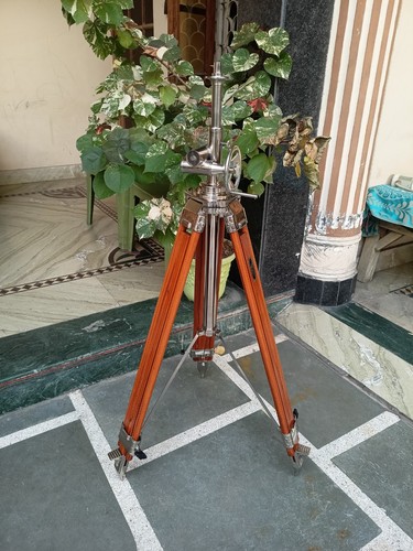 Wooden floor lamp - floor,